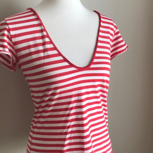 We The Free  |  V-neck Top! - Picture 2 of 8